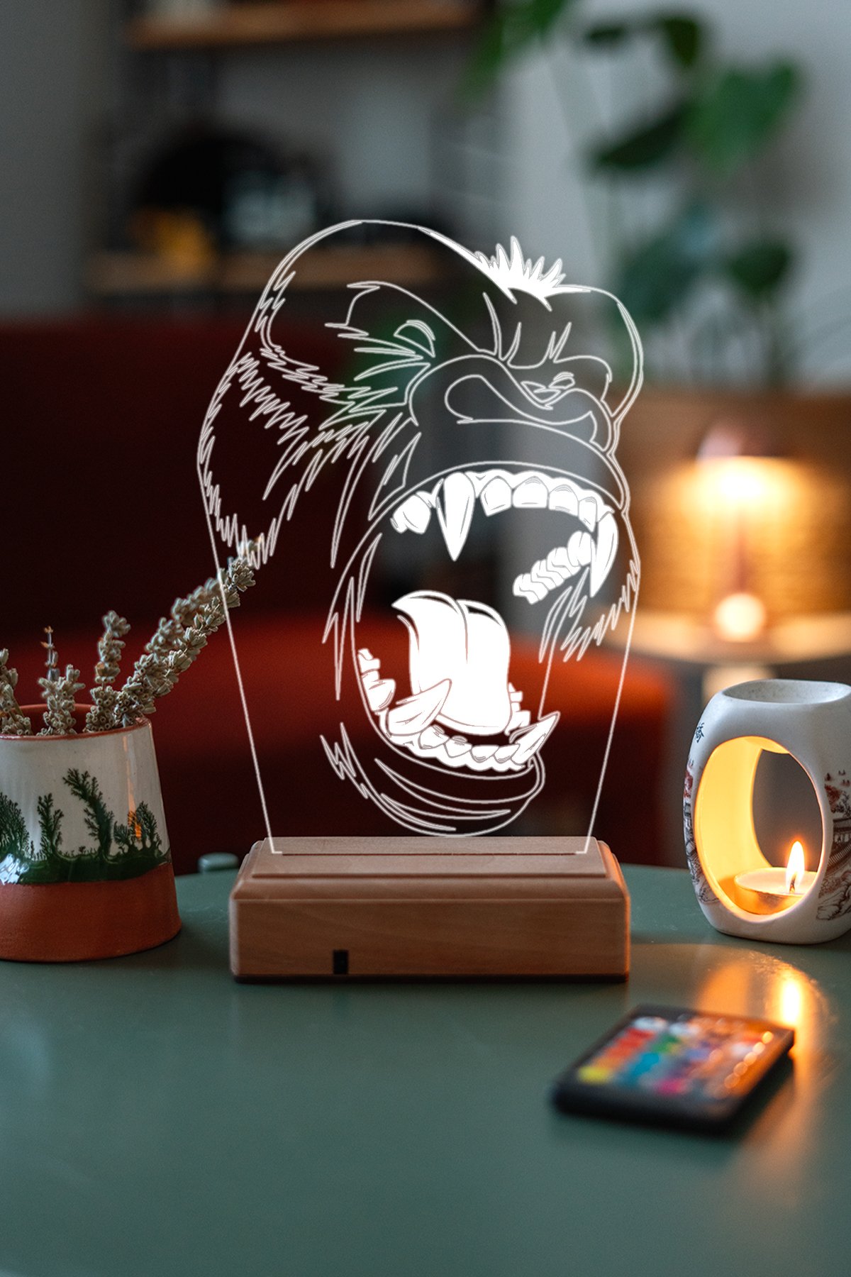 MDW-AN-1320 Özel Tasarım Sinirli Goril Masaüstü 3D 16 Renk Dekoratif Led Lamba - Görsel 1