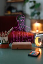 Reiner Braun Attack On Titan 16 Renk Gece Lambası - Görsel 6