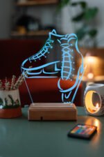 Kişiye Özel 3D Buz Pateni Masaüstü Led Lamba - Görsel 2