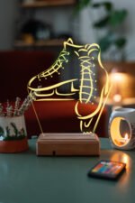 Kişiye Özel 3D Buz Pateni Masaüstü Led Lamba - Görsel 4