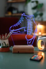Kişiye Özel 3D Buz Pateni Masaüstü Led Lamba - Görsel 5