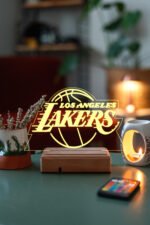 Los Angeles Lakers NBA 16 Renk Gece Lambası