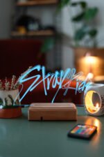 StrayKids K-POP 16 Renk Kumandalı Gece Lambası - Görsel 4