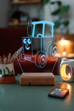 Çocuklara Özel Hediye 3D Sevimli Traktör Led Dekoratif Lamba - Görsel 4