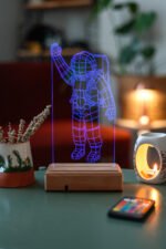 3D Astronot Masaüstü Dekoratif Led Lamba
