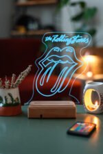 The Rolling Stones 16 Renkli Kumandalı Gece Lambası - Görsel 4