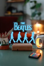 The Beatles Hediye 16 Renkli Kumandalı Gece Lambası - Görsel 4