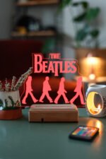 The Beatles Hediye 16 Renkli Kumandalı Gece Lambası - Görsel 6