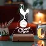 Tottenham Hotspur FC Logo Hediye 16 Renk Gece Lambası