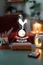 Tottenham Hotspur FC Logo Hediye 16 Renk Gece Lambası