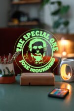 The Special One Jose Mourinho Hediyelik 16 Renkli Kumandalı Gece Lambası - Görsel 3