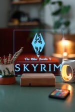 The Elder Scrolls V: Skyrim 16 Renkli Kumandalı Gece Lambası - Görsel 5