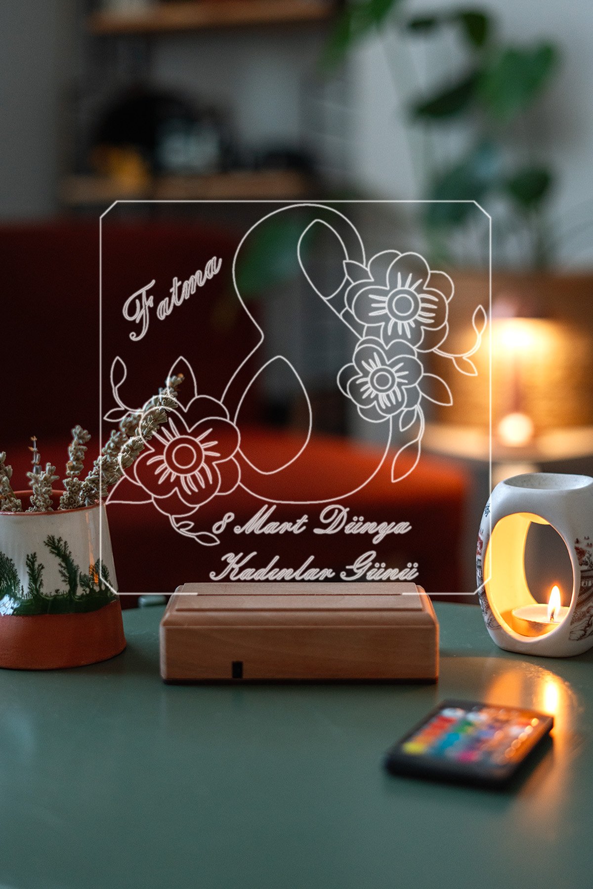 MDW-KG-1020 Kadınlar Günü Hediyesi Özel 3D 16 Renk Dekoratif Led Lamba - Görsel 1