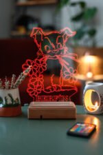Kişiye Özel 3D Tatlı Köpek ve Çiçekler 16 Renk Dekoratif Led Lamba - Görsel 3
