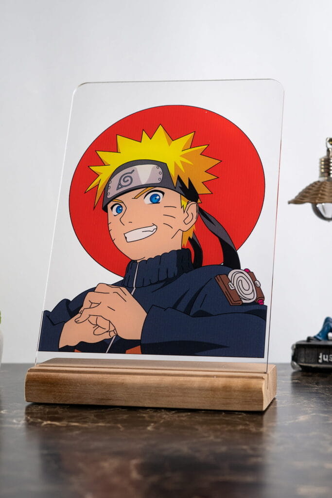 Naruto Uzumaki Severlere Masa Süsü, masa üzerinde