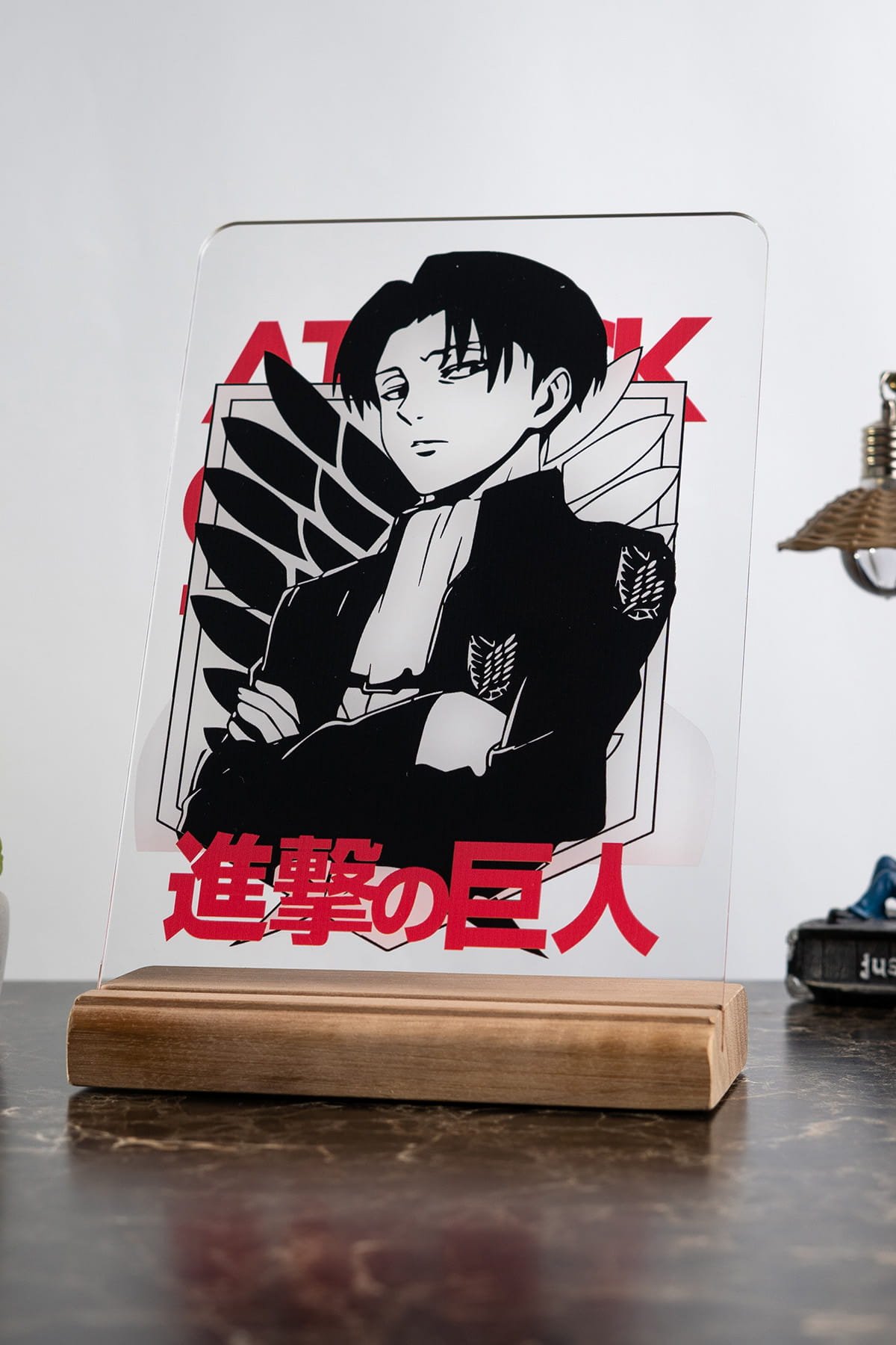 MDW-MS-024 Captain Levi Ackerman Attack On Titan Severlere Masa Süsü - Görsel 1