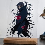 Naruto Shippuden Itachi Uchiha Severlere Masa Süsü, masa üzerinde