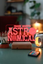 Travis Scott Astro Nomical 16 Renk Gece Lambası - Görsel 5