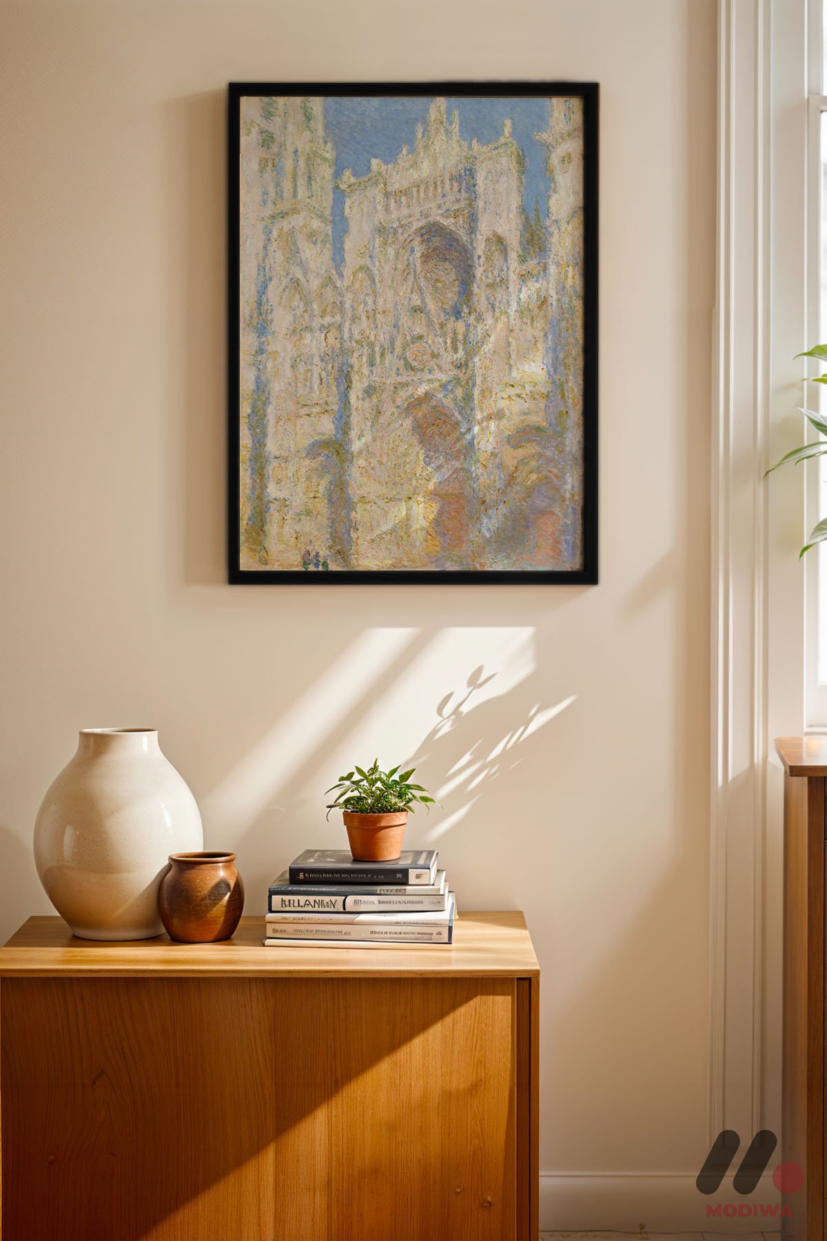 Claude Monet Rouen Katedrali siyah çerçeveli duvar tablosu, konsol üstündeki duvarda