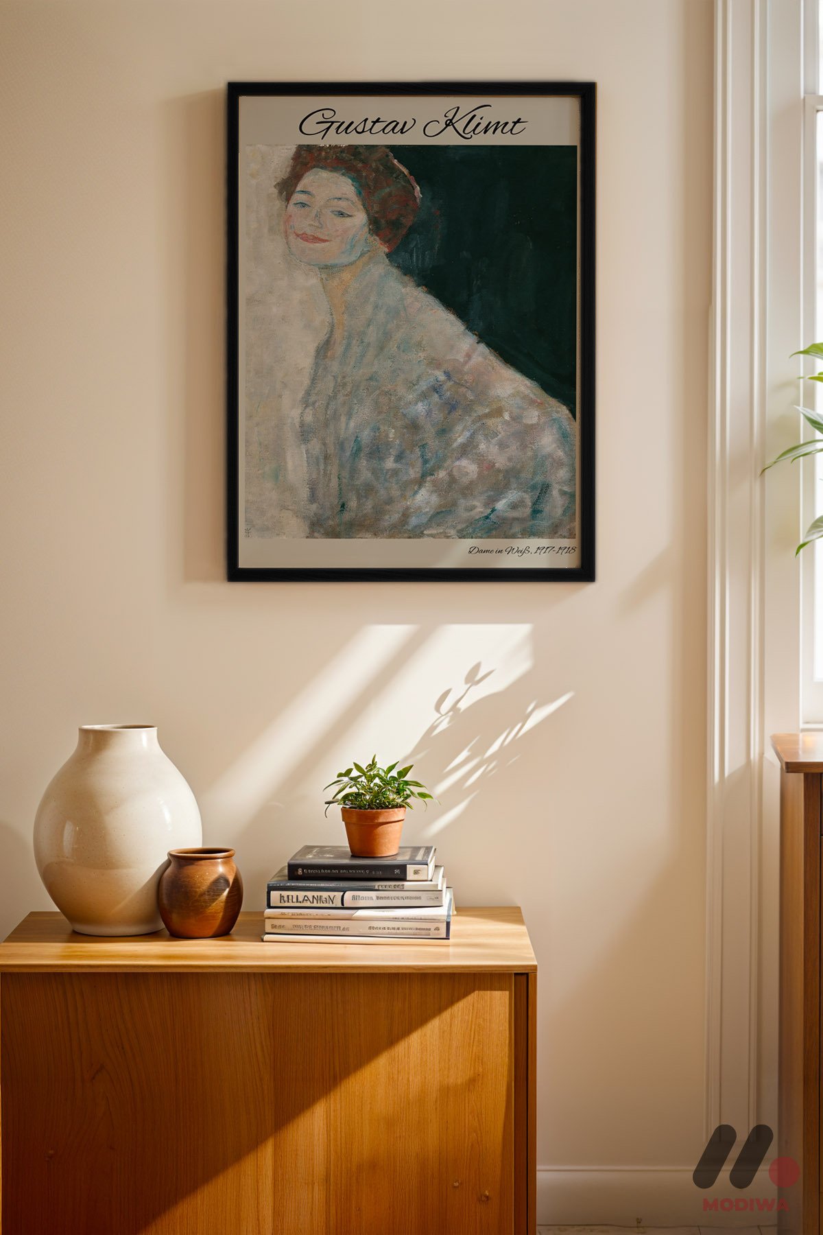 Gustav Klimt Portre siyah çerçeveli duvar tablosu, konsol üstündeki duvarda