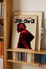 Japon Tarzı Kırmızı Pelerinli Figür Duvar Tablosu, Film Severlere Hediye - Görsel 5