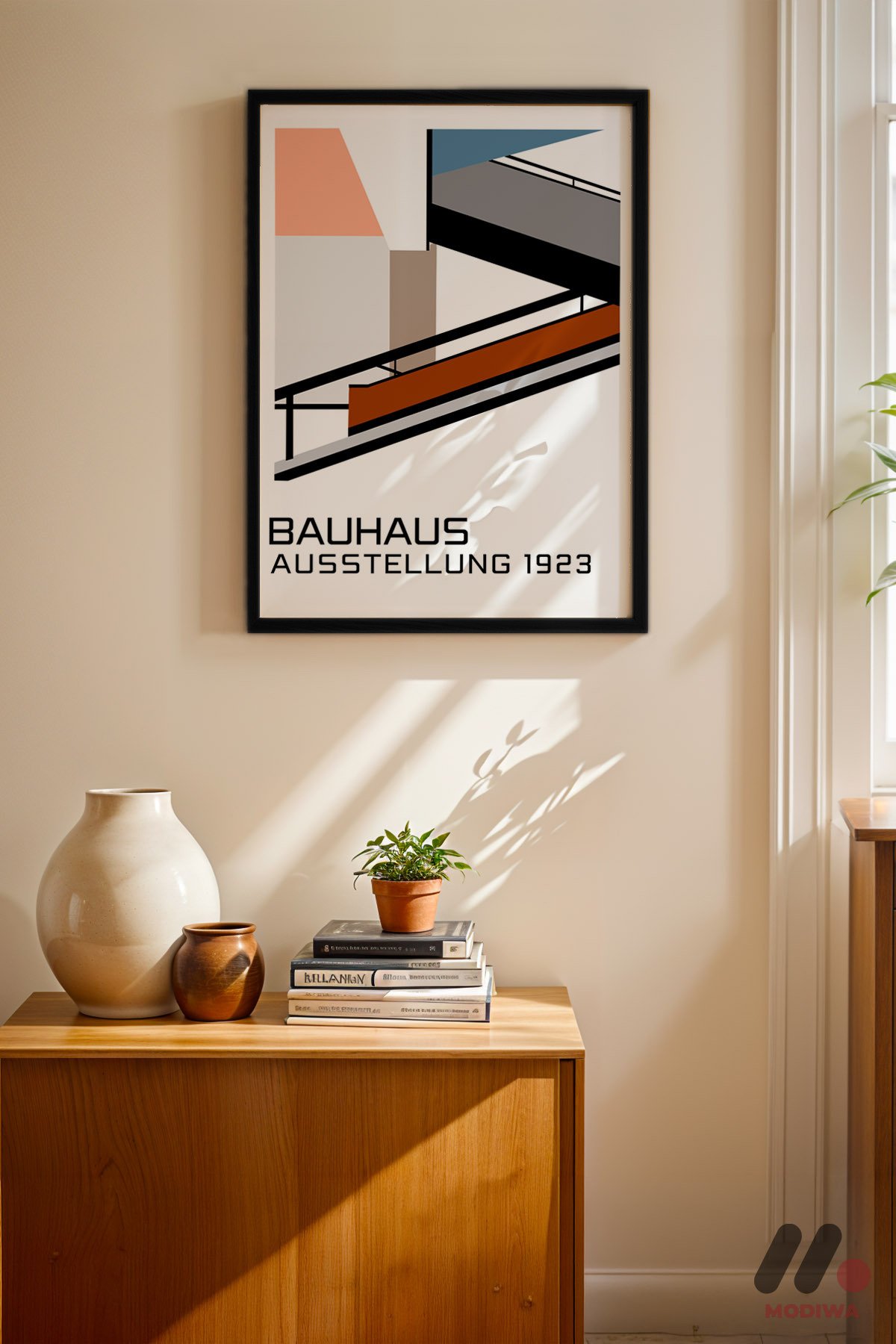 Bauhaus Ausstellung 1923 Afişi siyah çerçeveli duvar tablosu, konsol üstündeki duvarda