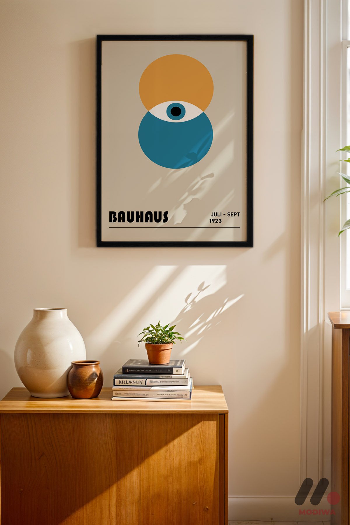 Bauhaus Göz Daire Afişi siyah çerçeveli duvar tablosu, konsol üstündeki duvarda